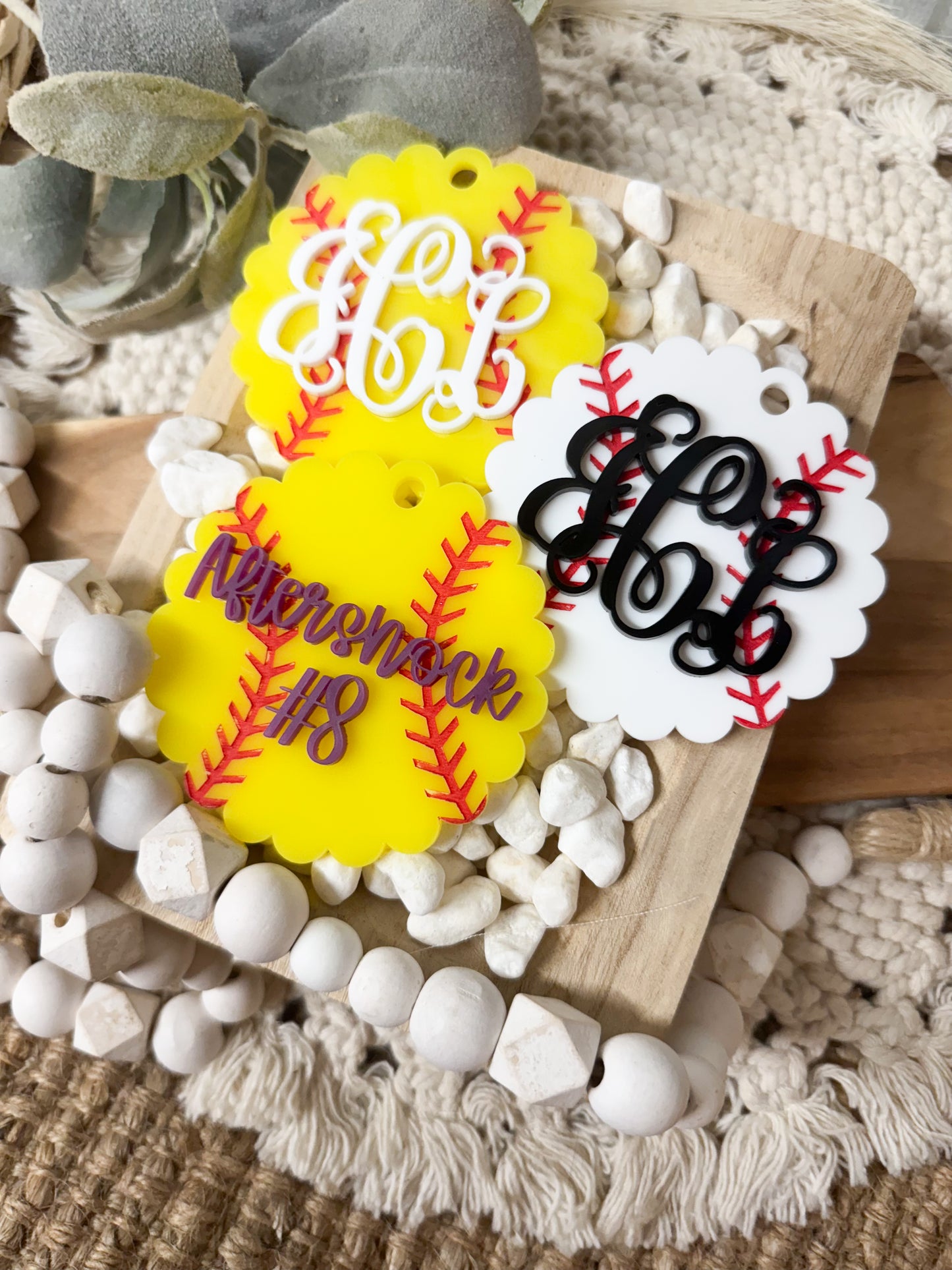 SCALLOP BASEBALL AND SOFTBALL TAGS