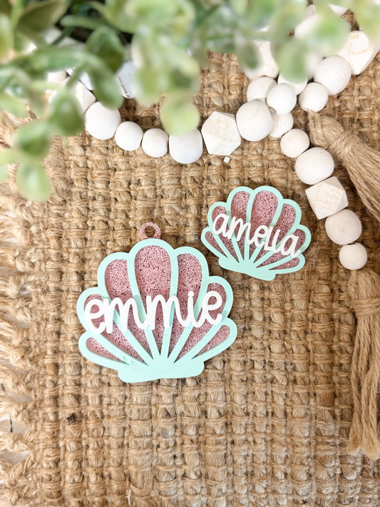 SEASHELL CLIP OR BAG TAG