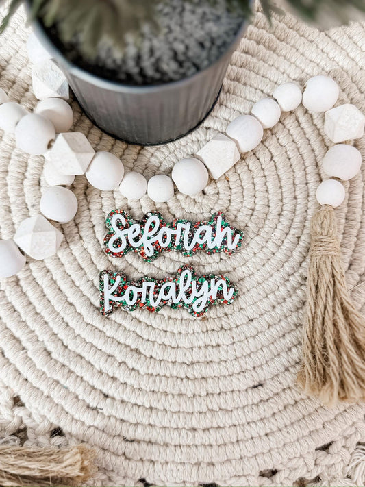 CHRISTMAS CONFETTI CLIP